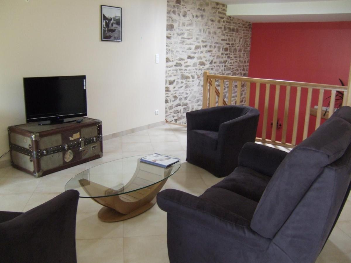 La Grange Aux Hirondelles Bed & Breakfast Athienville ภายนอก รูปภาพ